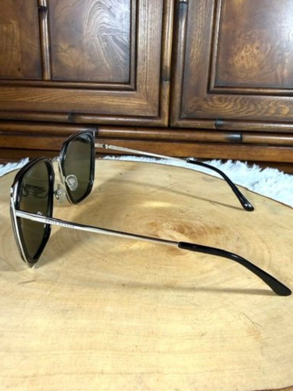 PRIVÉ REVAUX The Queen [Limited Edition] Blue Tortoise Polarized Sunglasses - Picture 8 of 13